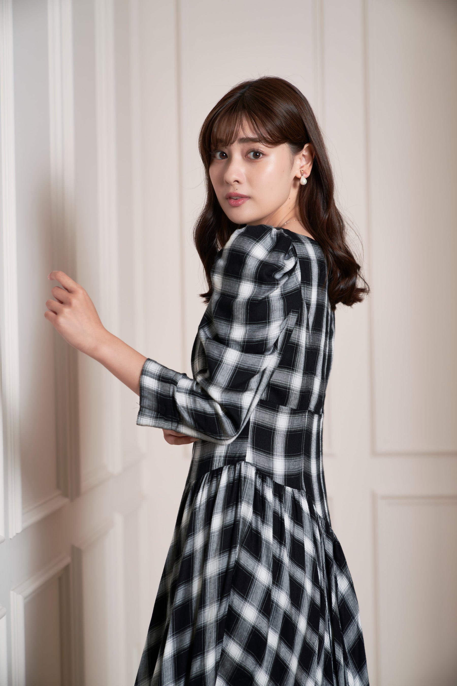 ロングワンピースherlipto Roanne Over Check Dress