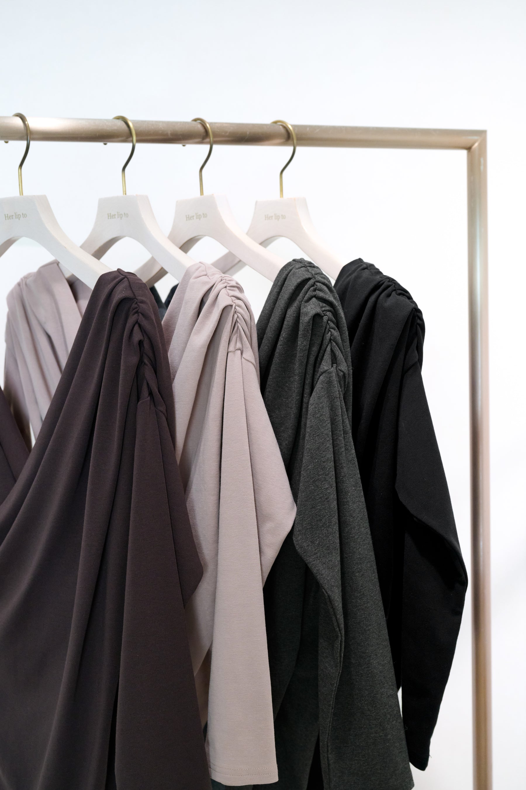【新色】Asymmetric Cotton-blend Jersey Top