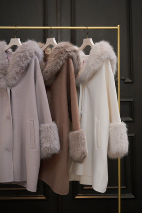 【10月中旬発送】Madeleine Faux Fur-Trimmed Rever Coat