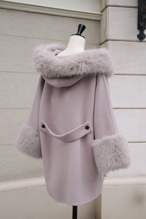 【10月中旬発送】Madeleine Faux Fur-Trimmed Rever Coat