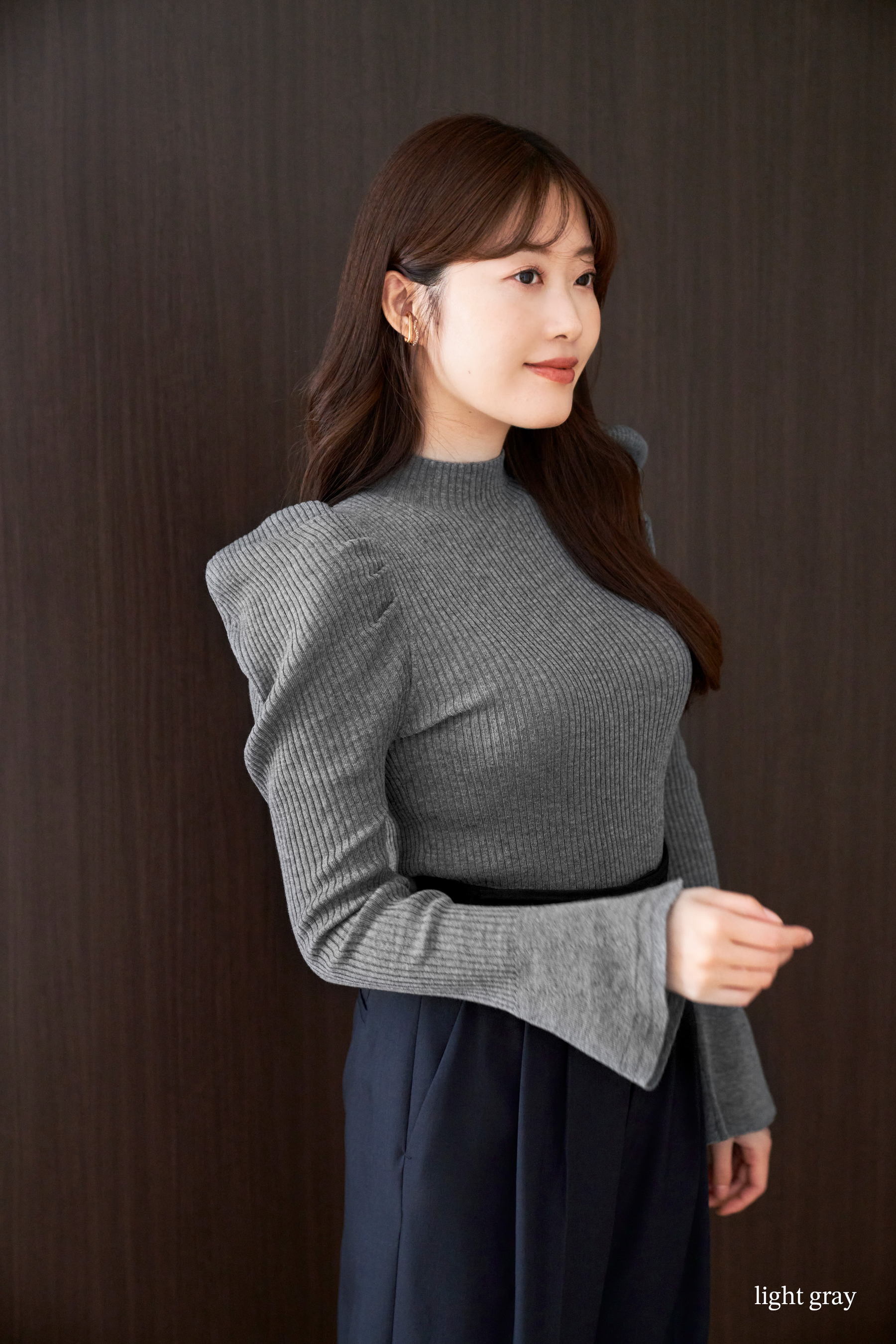 Her lip to Volume sleeve Rib Knit Top
