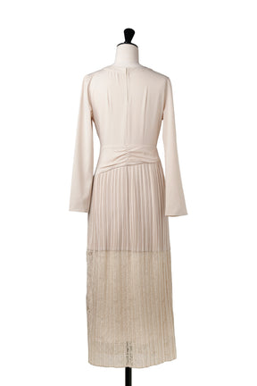 ［Essentia］Pleated Lace Docking Dress