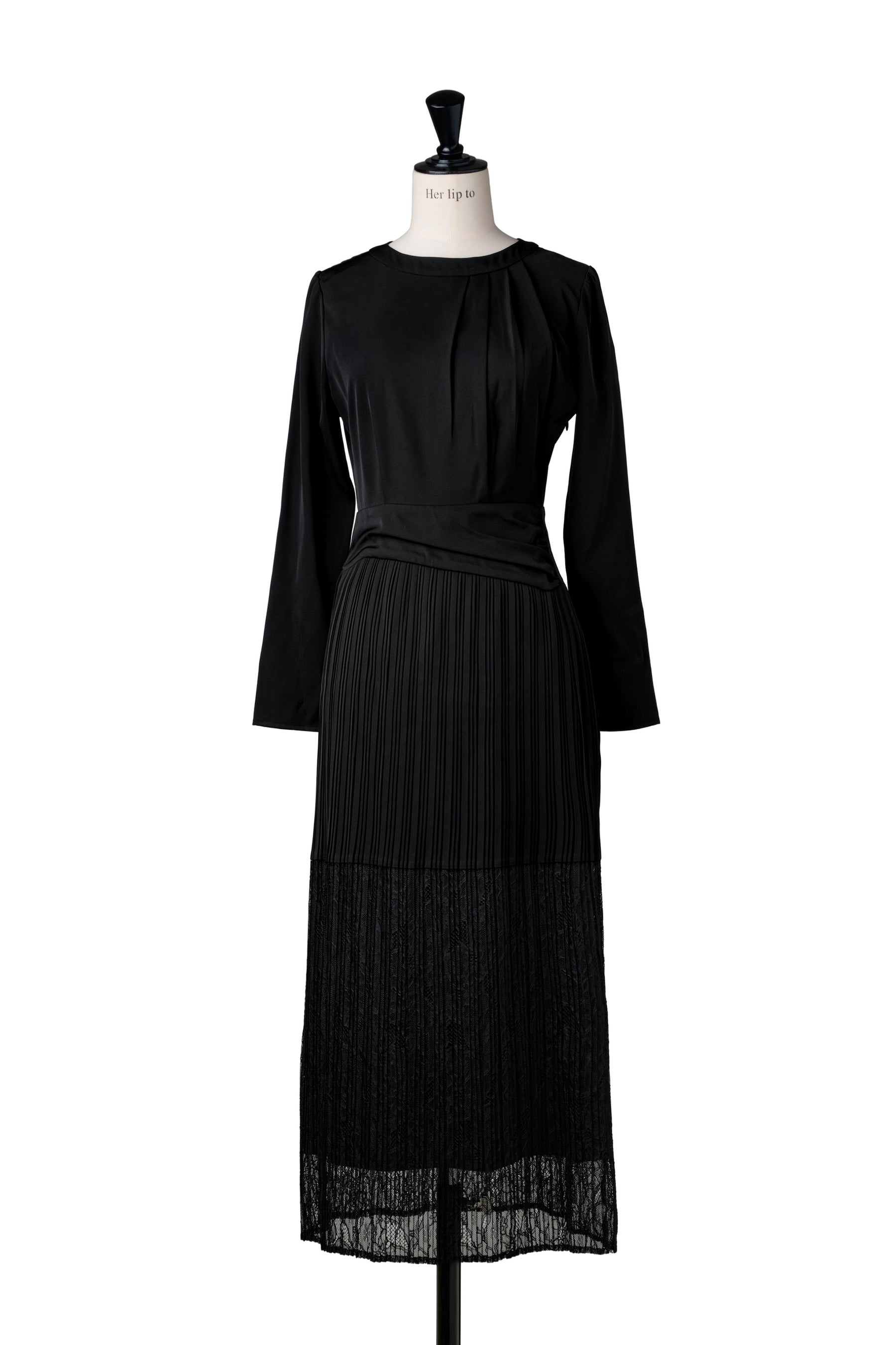 ［Essentia］Pleated Lace Docking Dress