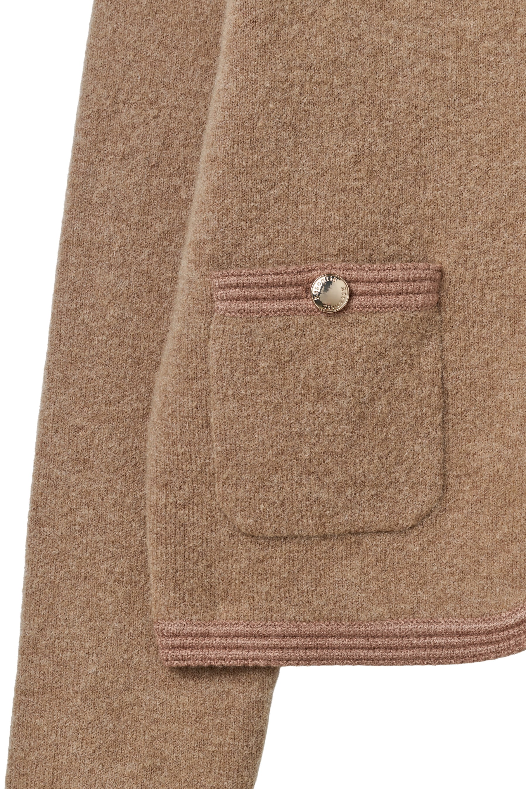 ［Essentia］Gold Emblem Button Knit Jacket