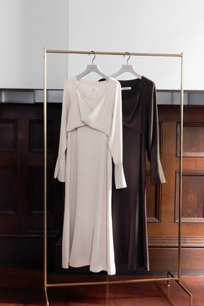 【10月中旬発送】Elsie Twist-Front Dress