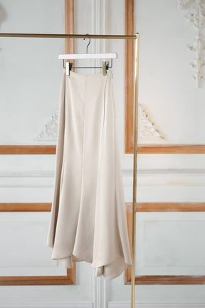 【ecru / moss】Asymmetry Hem Satin Skirt