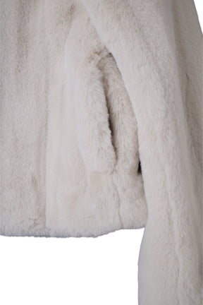 [New color] Winter Love Faux Fur Coat 