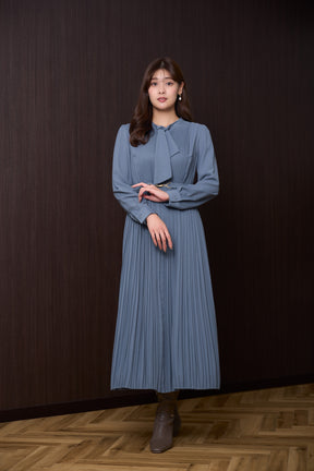 Viola Bow Pleated Dress