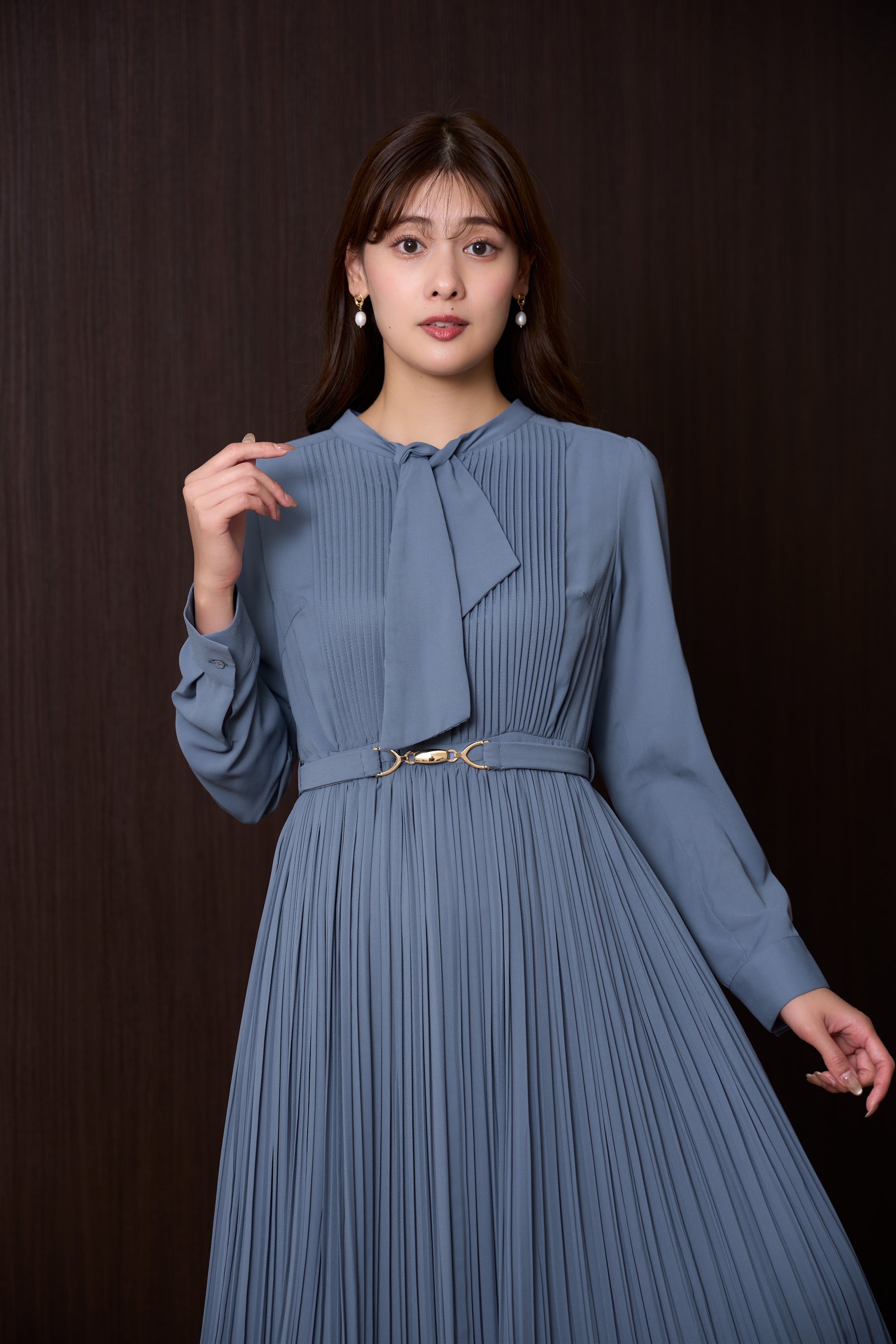 Viola Bow Pleated Dress