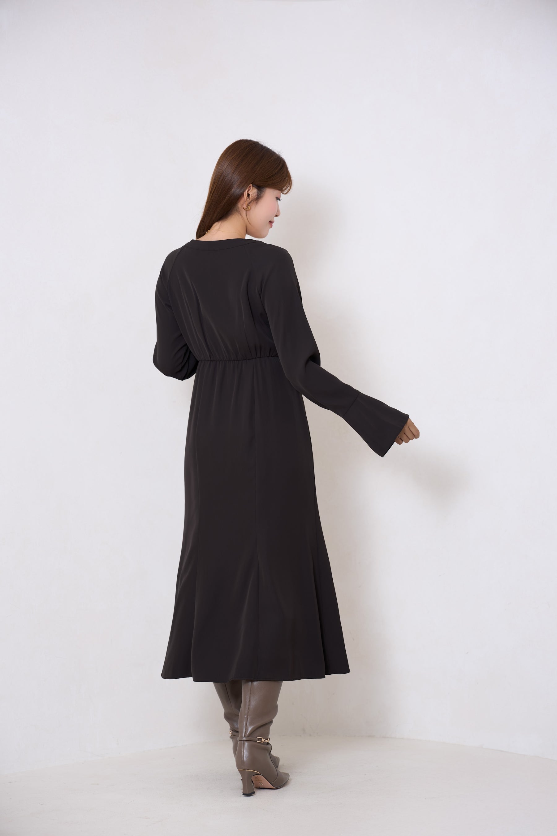 【10月中旬発送】Elsie Twist-Front Dress