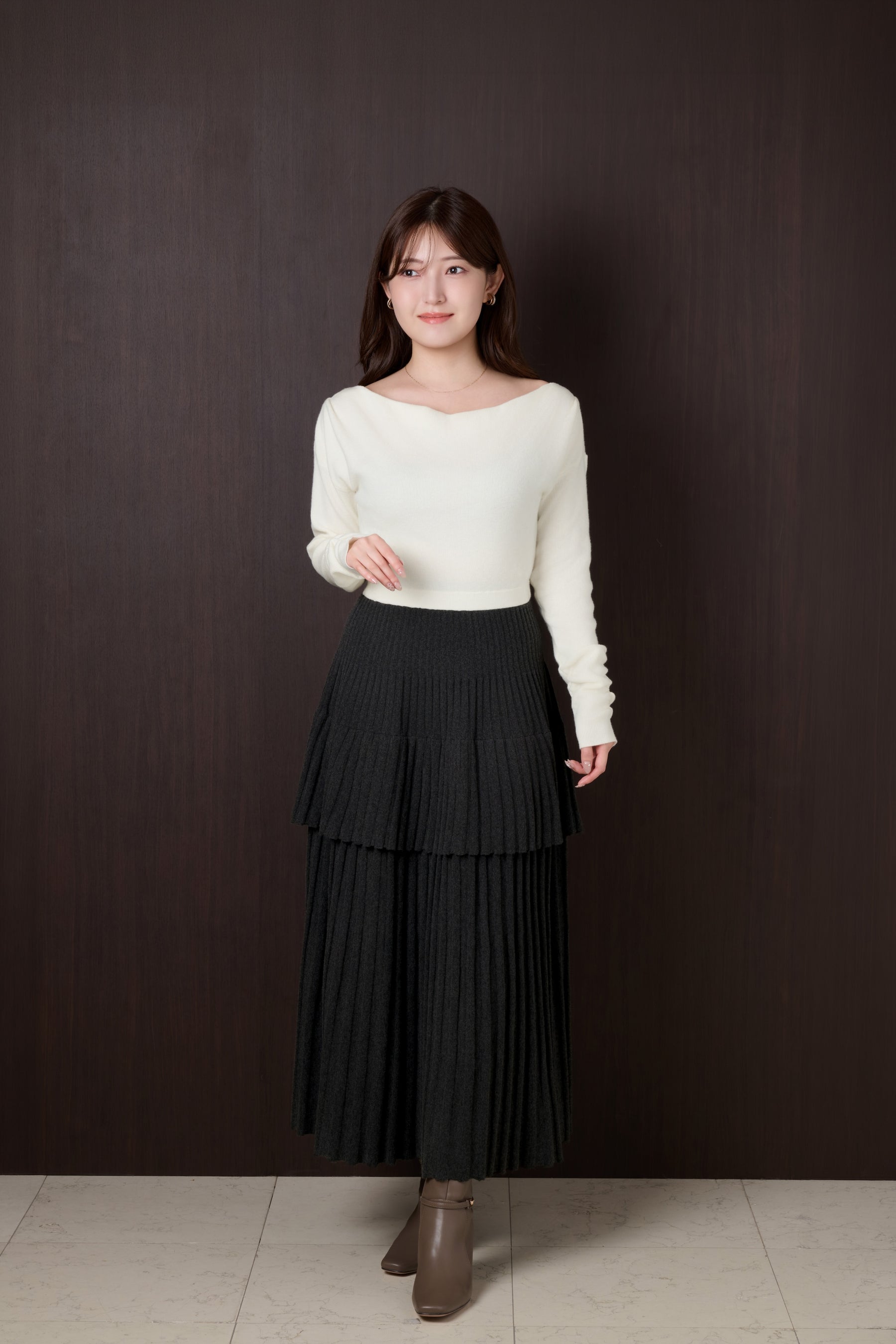 Soft Pleated Tiered Knit Dress