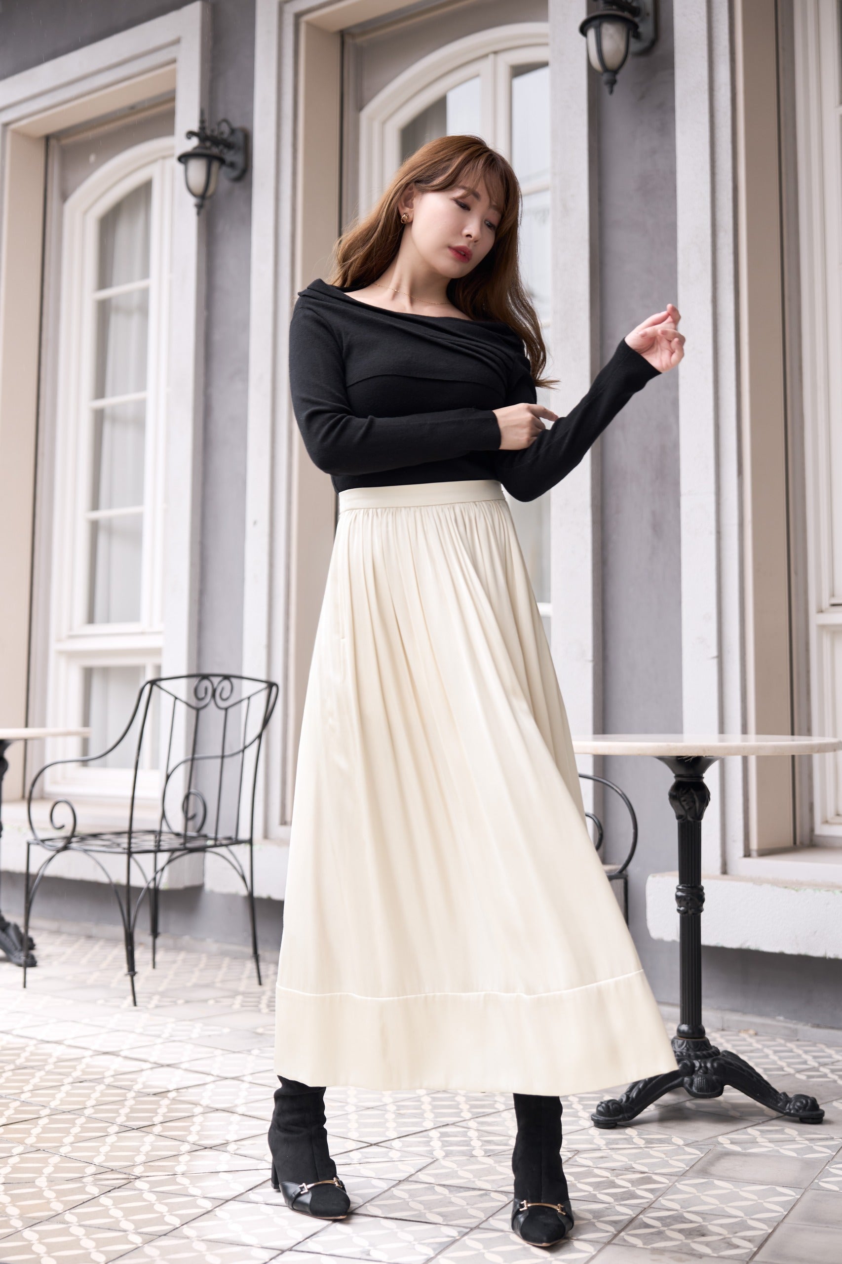 【10月上旬発送】Satin Gathered Flared Long Skirt