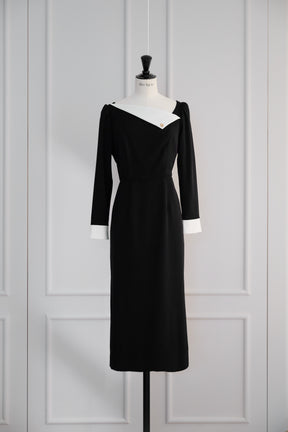 [Shipping in early November] Asymmetrical Collar Dress