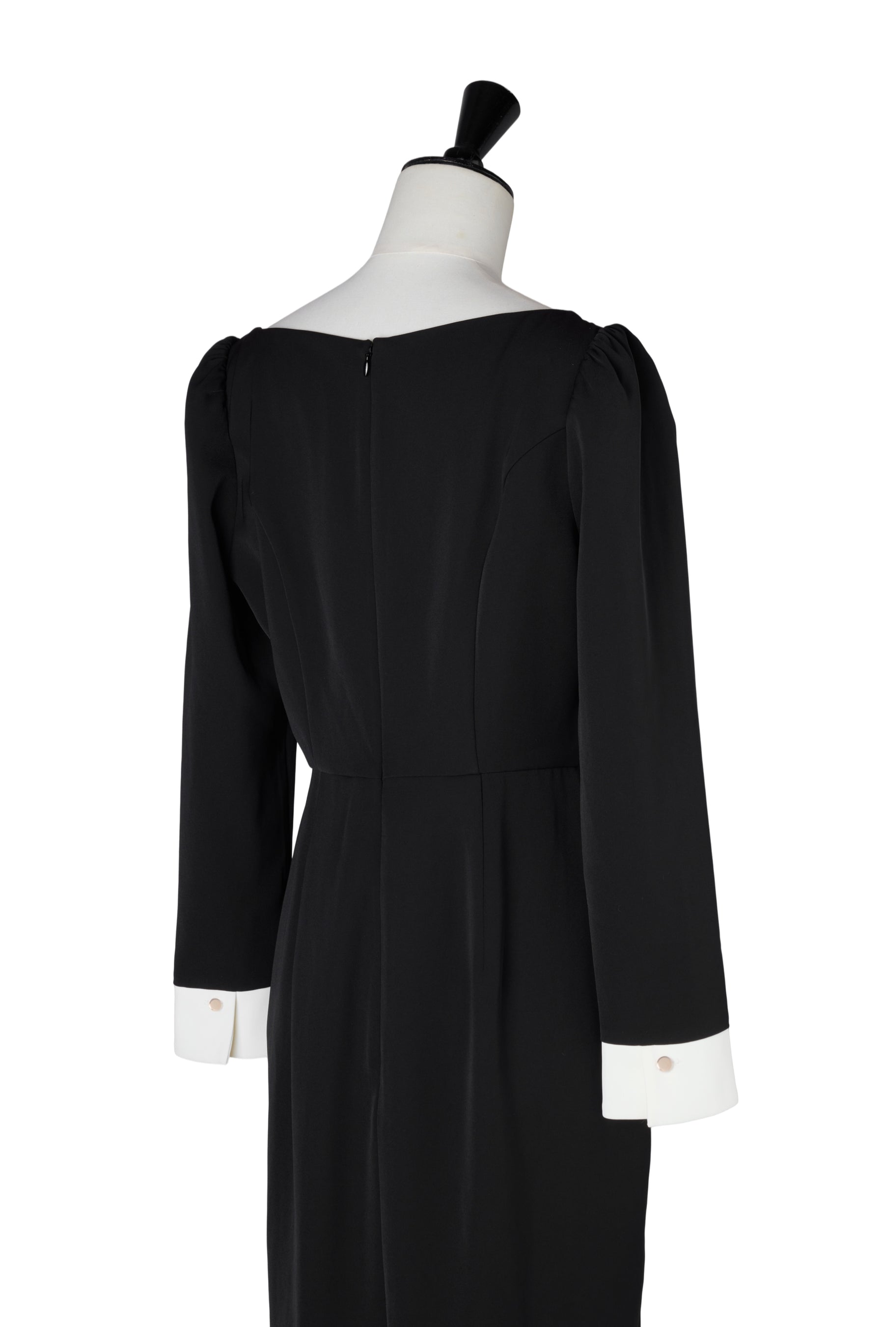[Shipping in early November] Asymmetrical Collar Dress