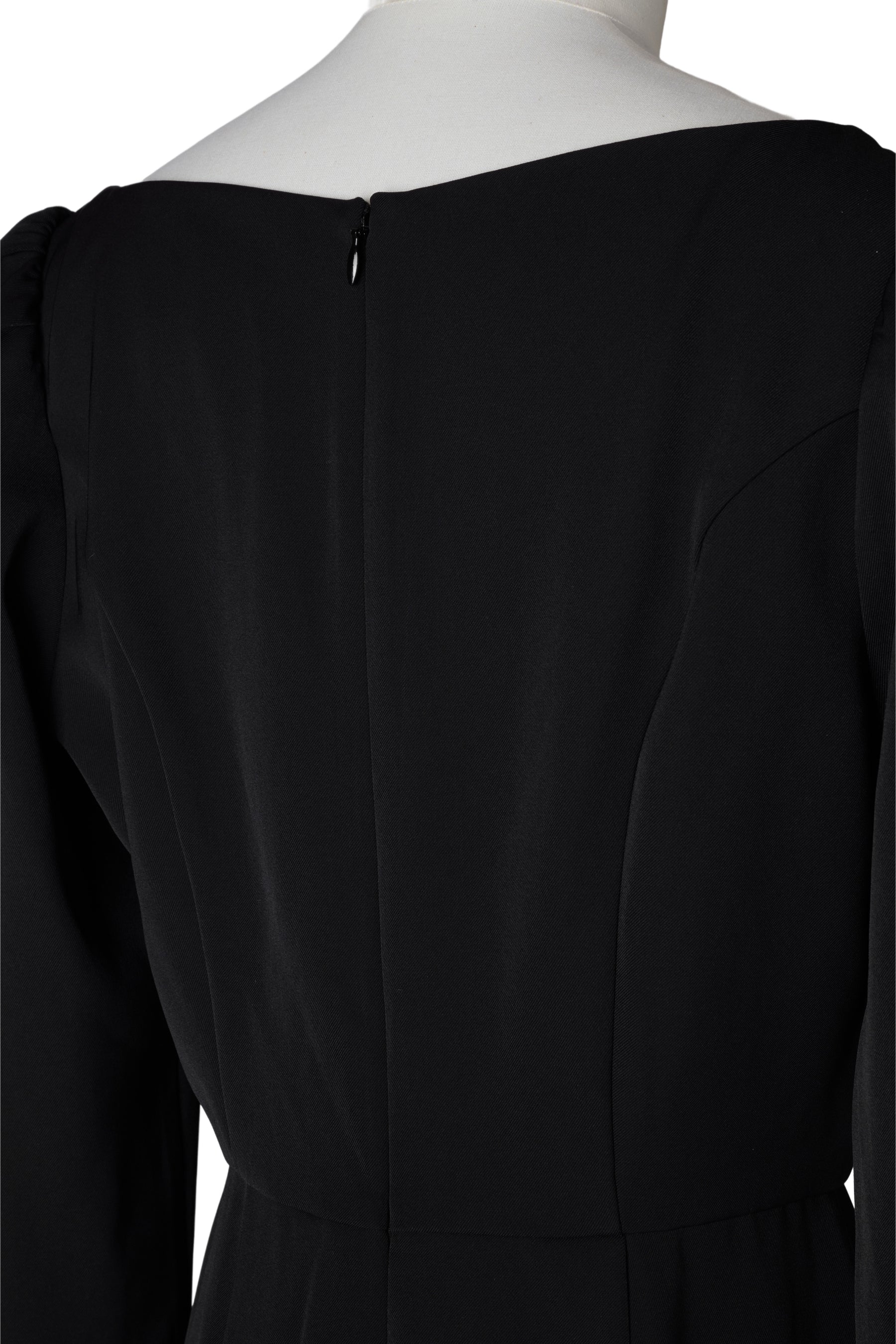 [Shipping in early November] Asymmetrical Collar Dress