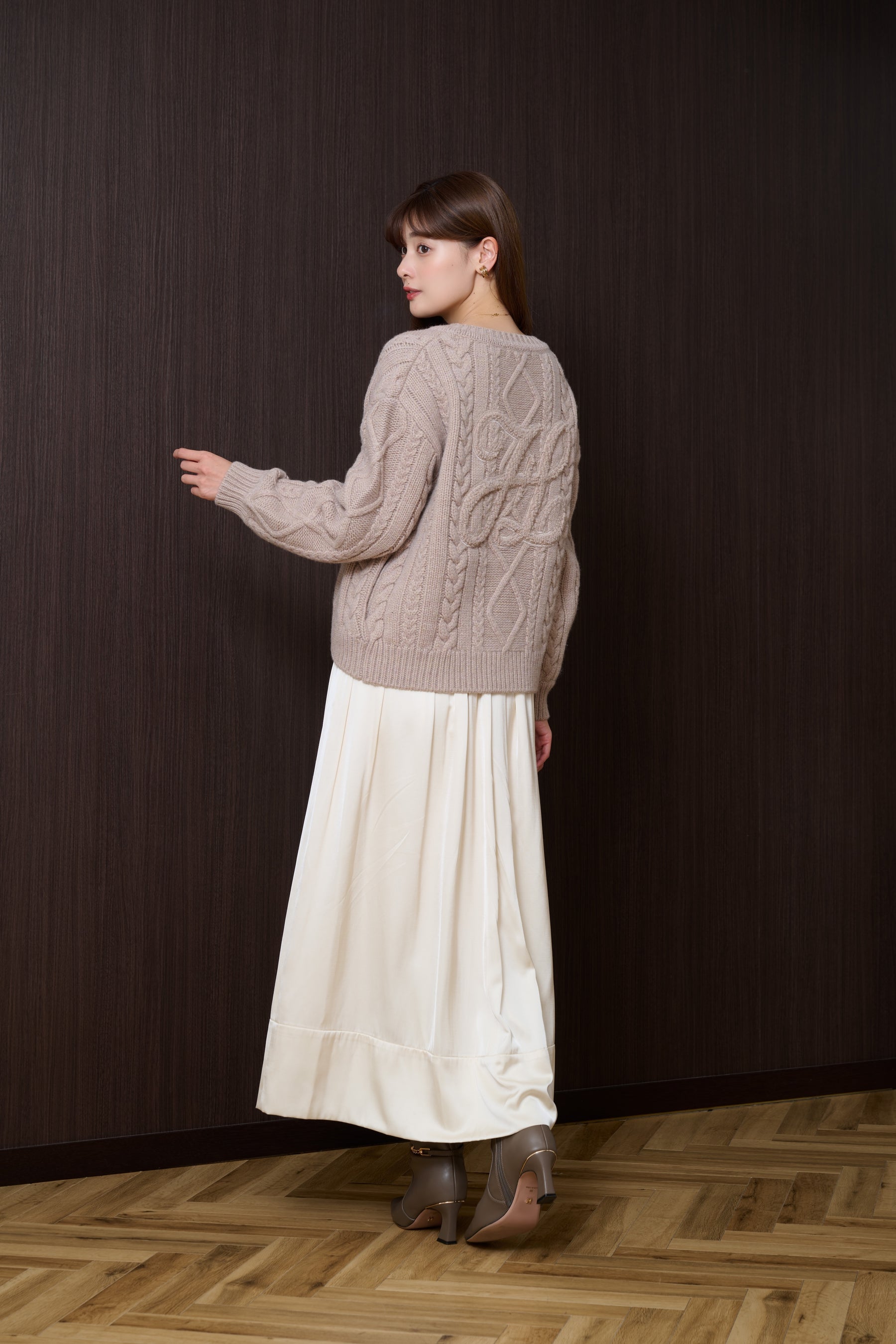 H Boa Cable Knit Cardigan