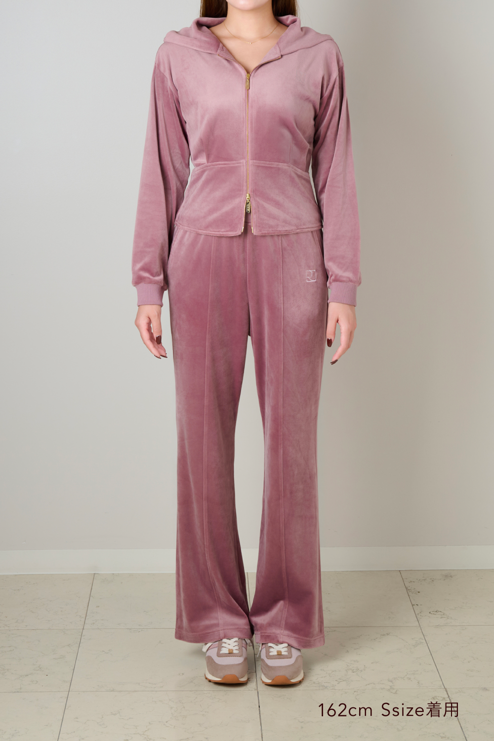 【greige】Off-Duty Sculpt Velour Set