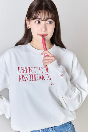 LIP TO LOVE SWEATSHIRT