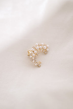 Twinkle Moon Ear Clip