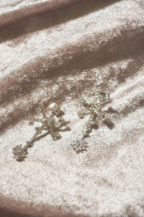 Crystal Snowflake Pierces