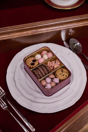 ビジュー・ド・ビスキュイ 〜Her lip to〜
 Tote Bag Set