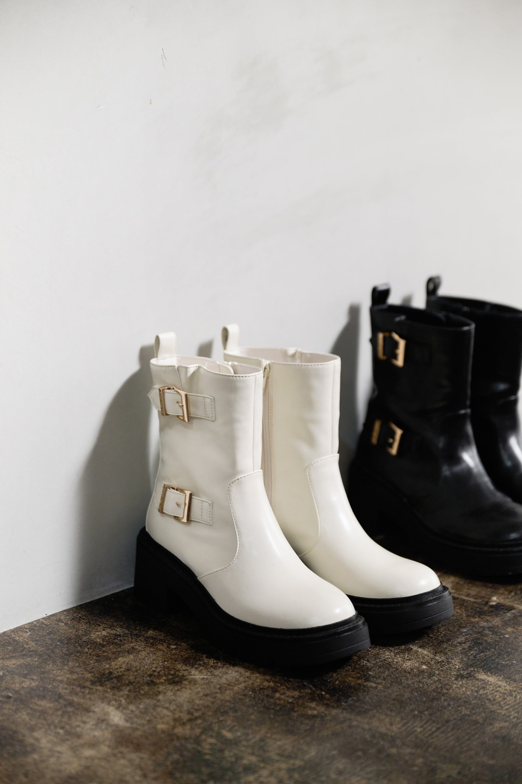 新色】Double Buckle Boots