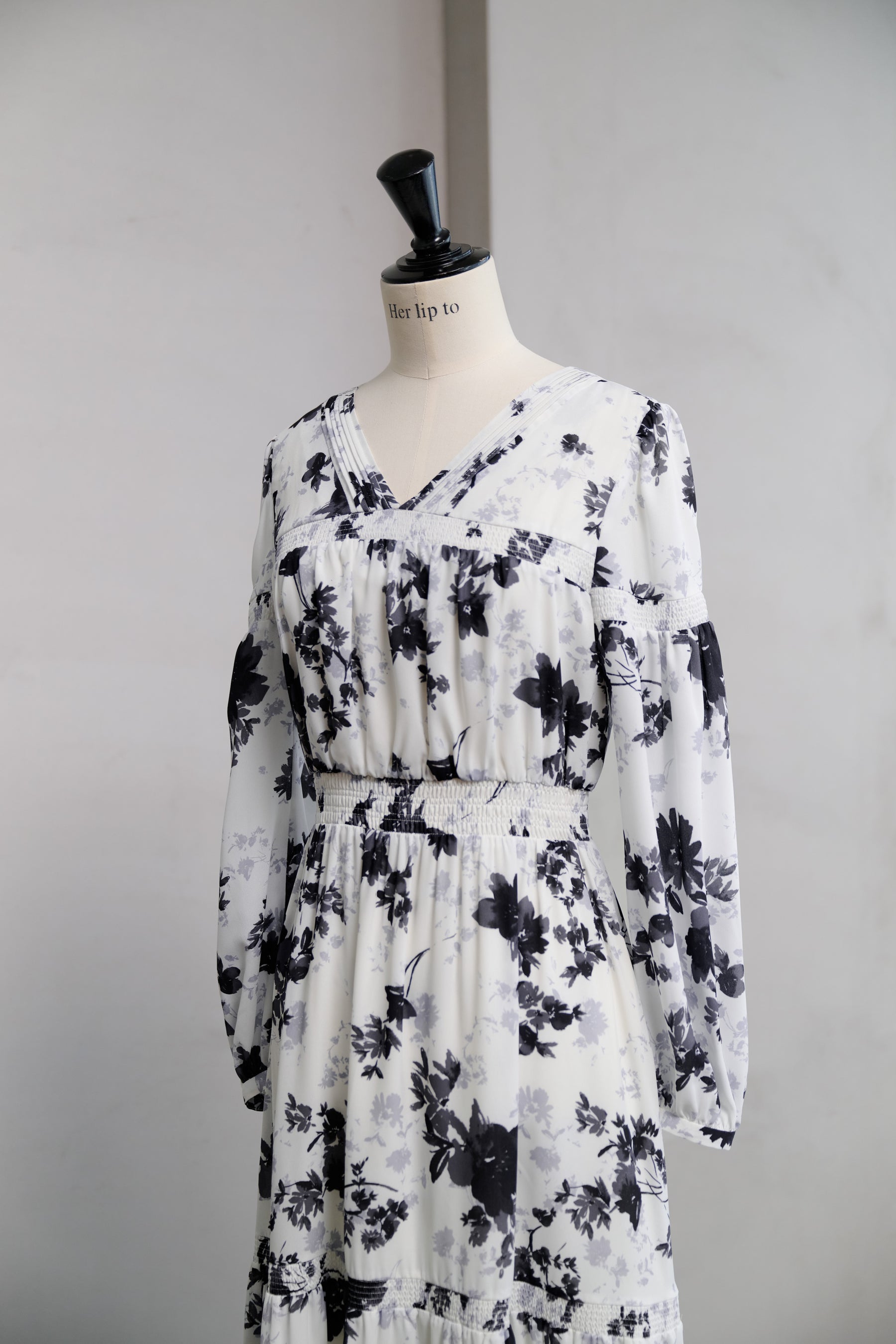 【1月上旬発送】2026 New Year Essential Dress