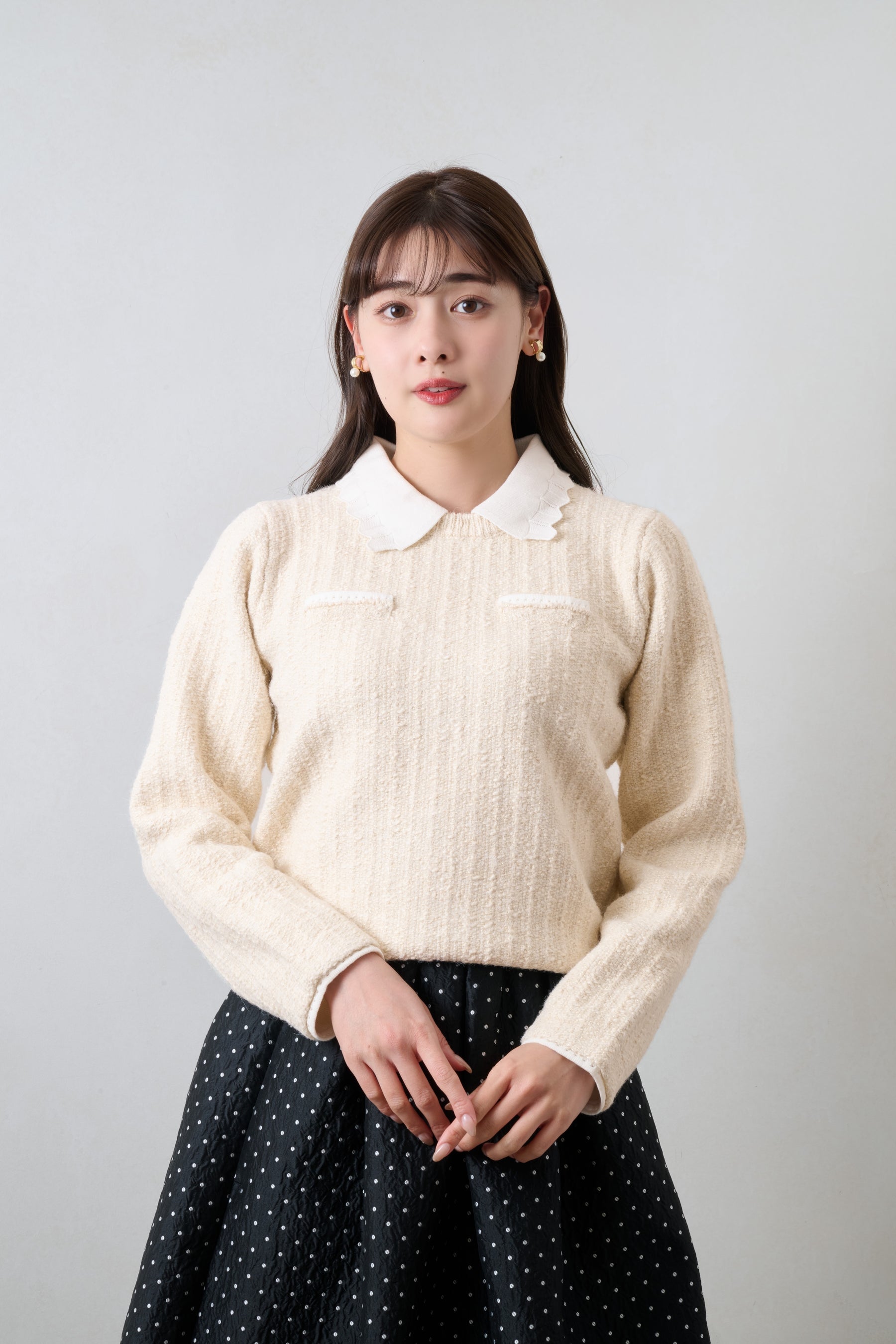 Petal-Edge Collar Knit Top