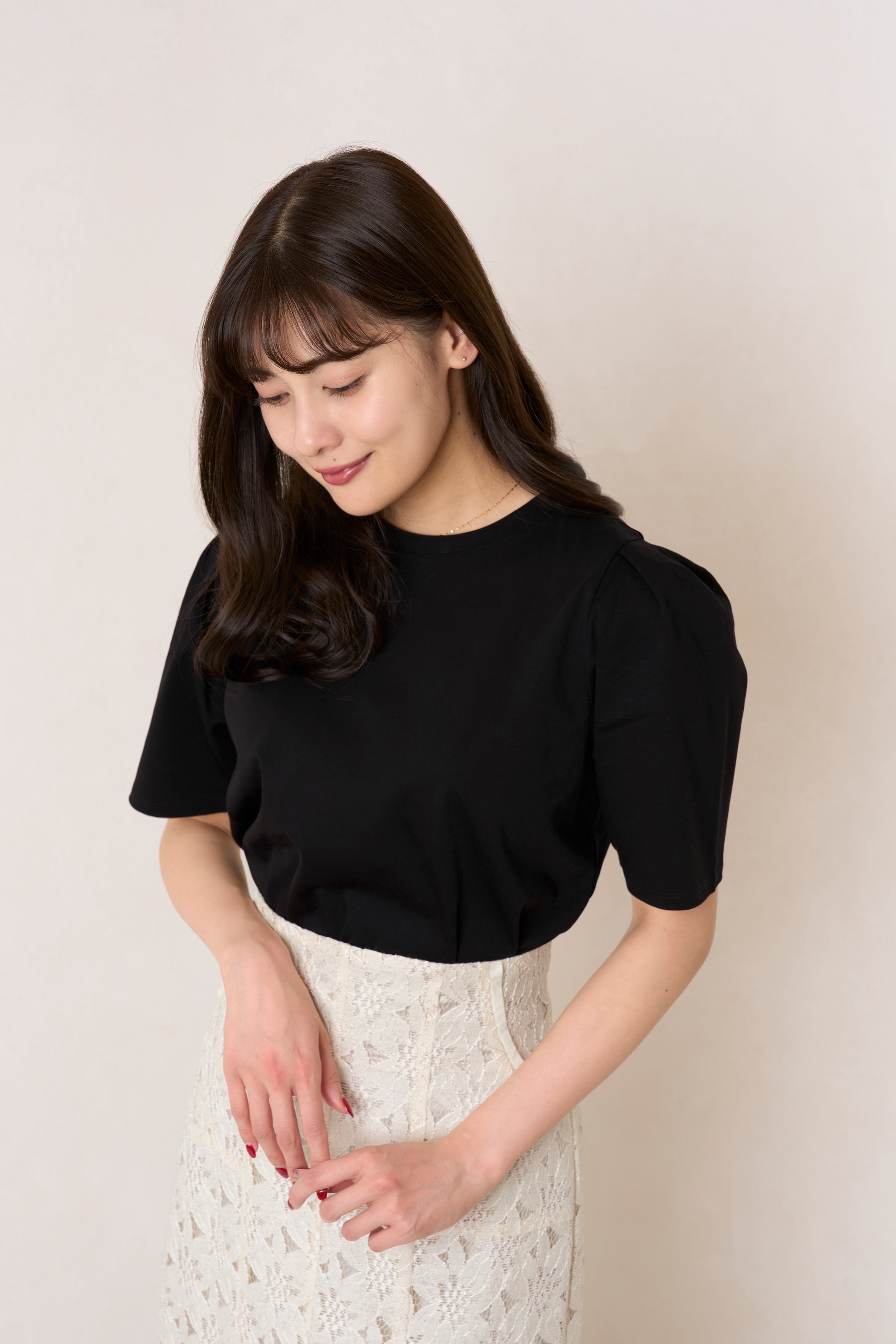 [Shipped in mid-April] Tuck-Sleeve Cotton Tee
