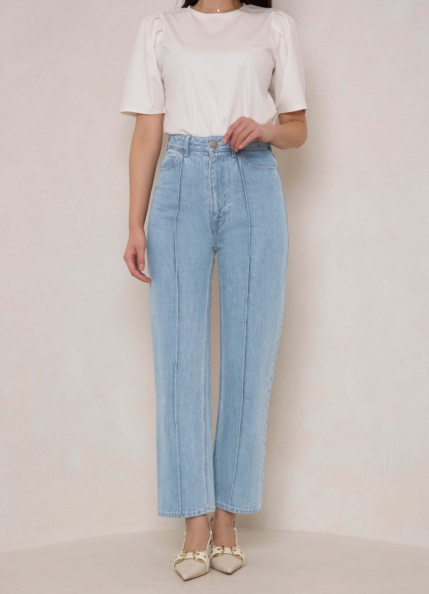 Valencia High Rise Jeans light blue 25ハム太郎♪の出品中のボトムス