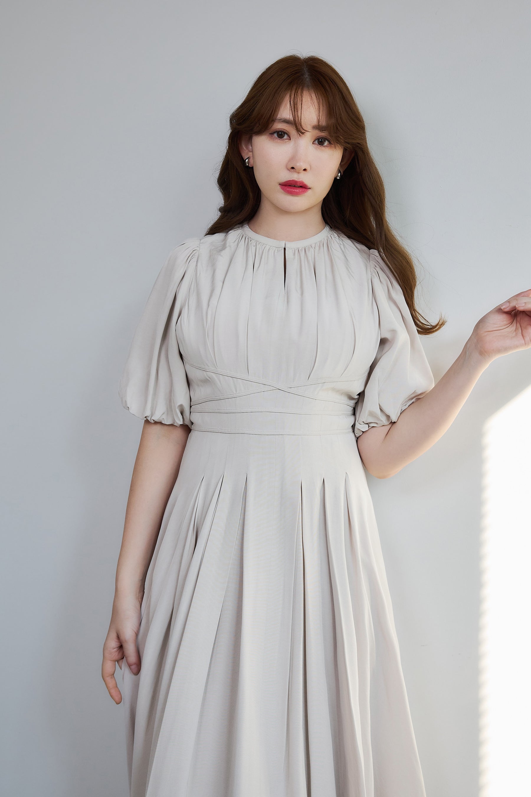 [New color] Fountain Lace Up Bow Dress