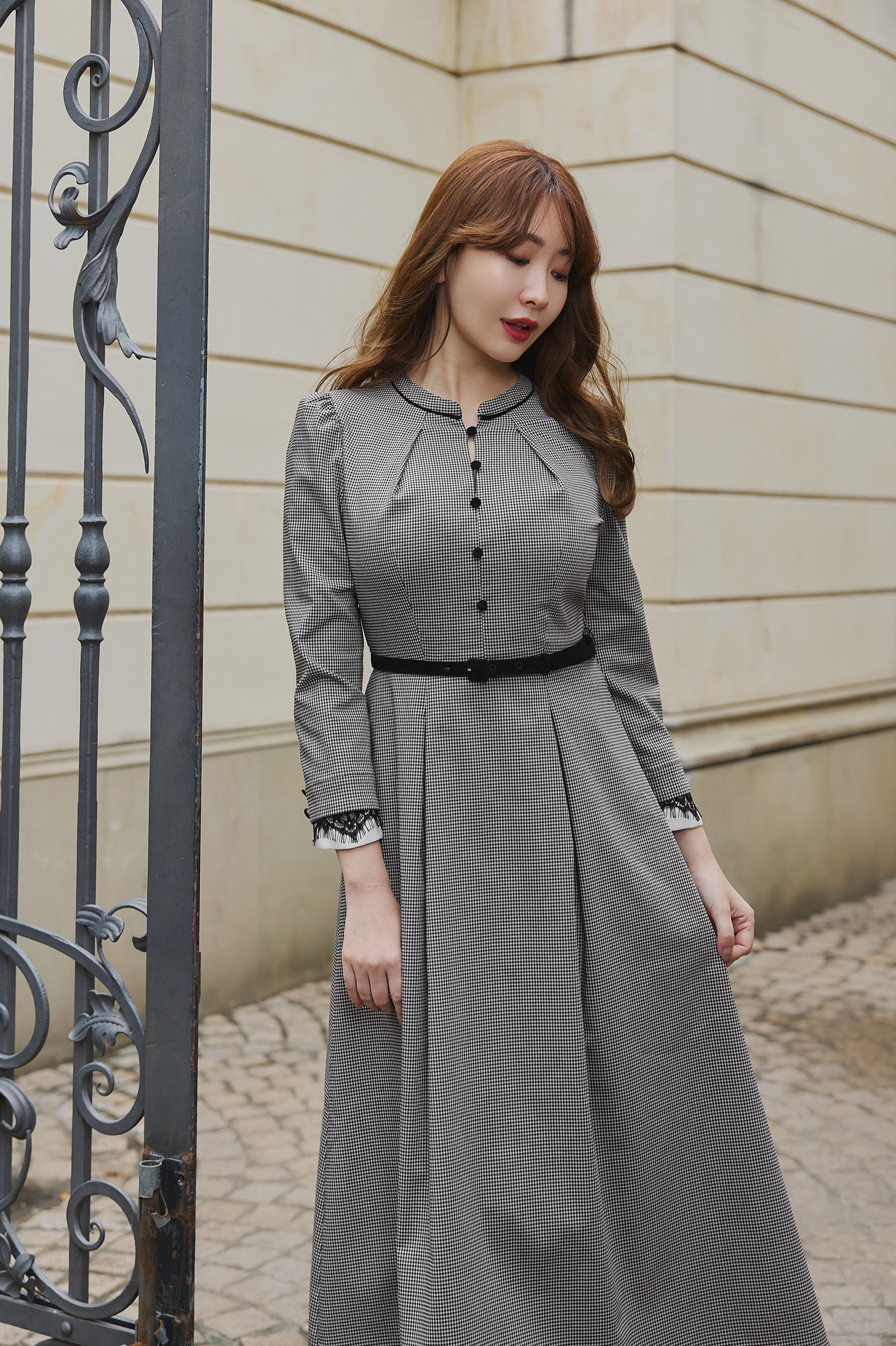 [Ships mid-November] Classic Monochrome Check Midi Dress