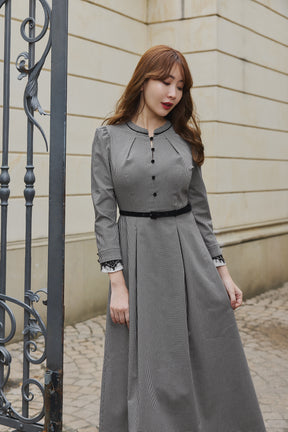 [Ships mid-November] Classic Monochrome Check Midi Dress