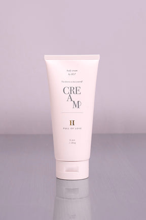 FULL OF LOVE HOLIDAY SET