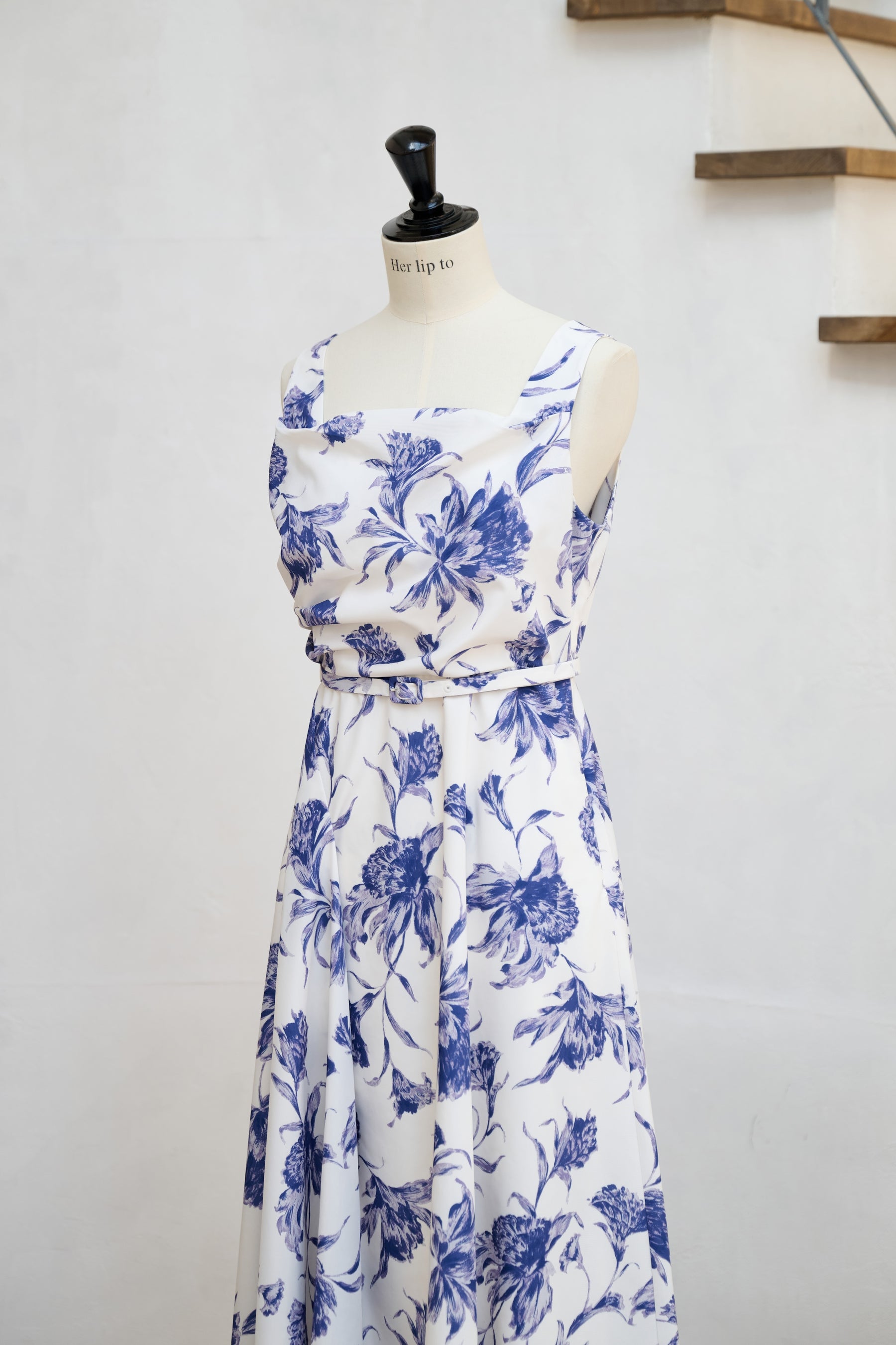 新色】Dahlia Belted Dress