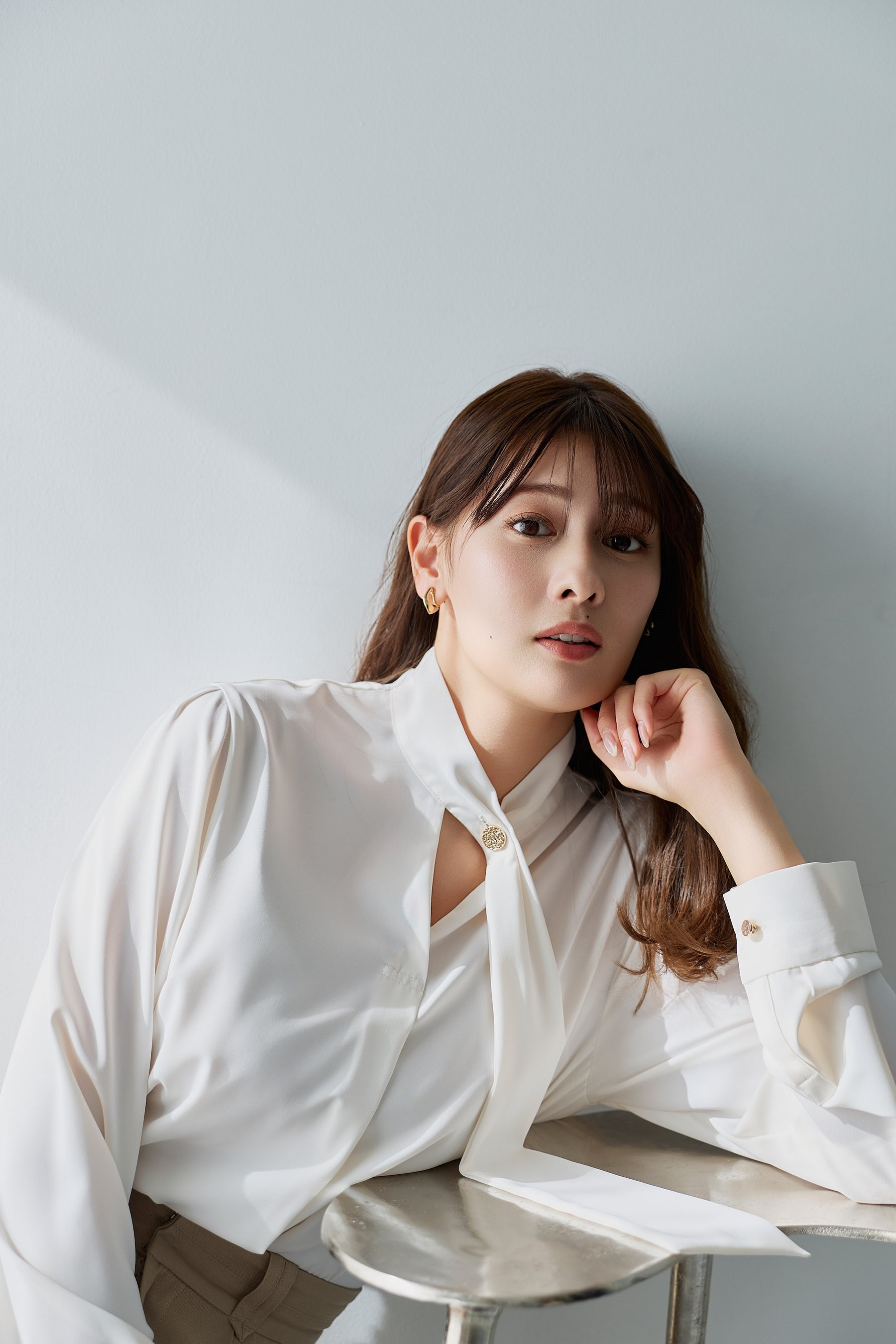 Long Tie Slit Blouse