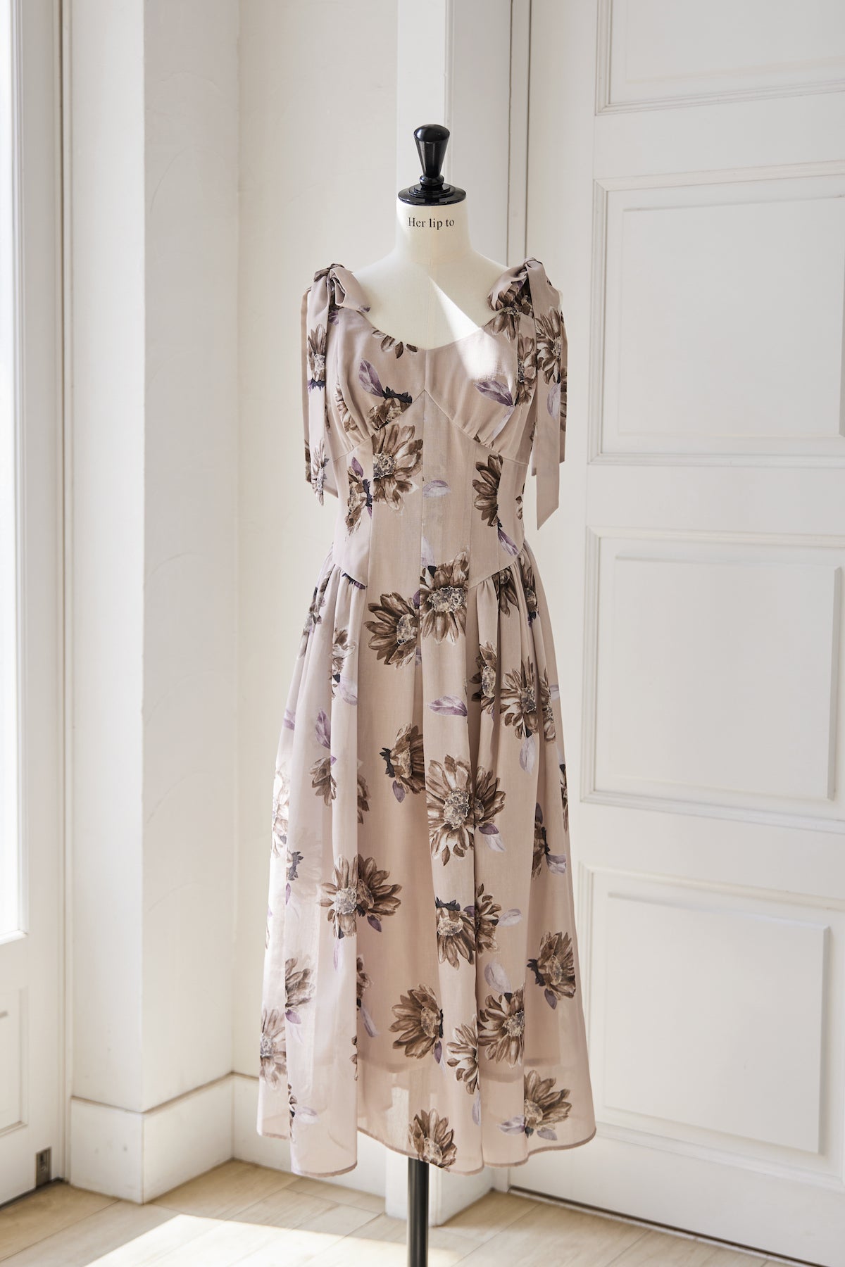 Herlipto Sunflower-Printed Midi Dress M - ロングワンピース