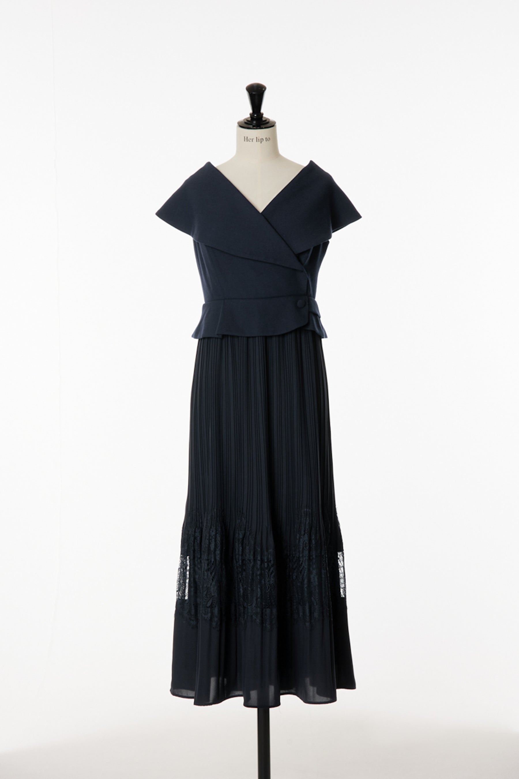 Siena Big Collar Pleated Dress Mサイズ - ロングワンピース
