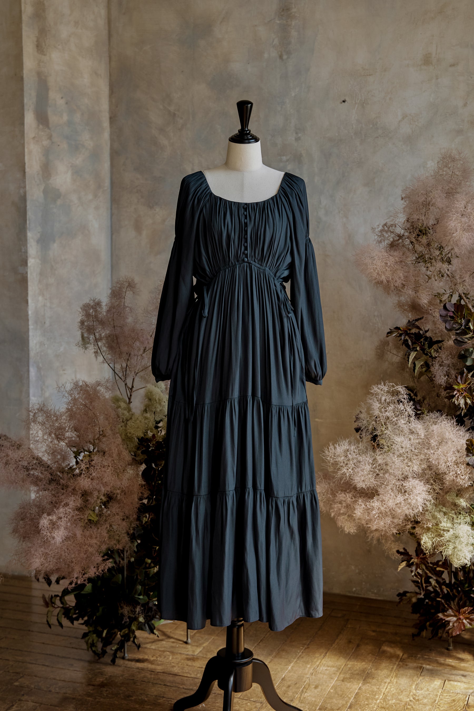 ワンピースherlipto Side Bow Satin Long Dress