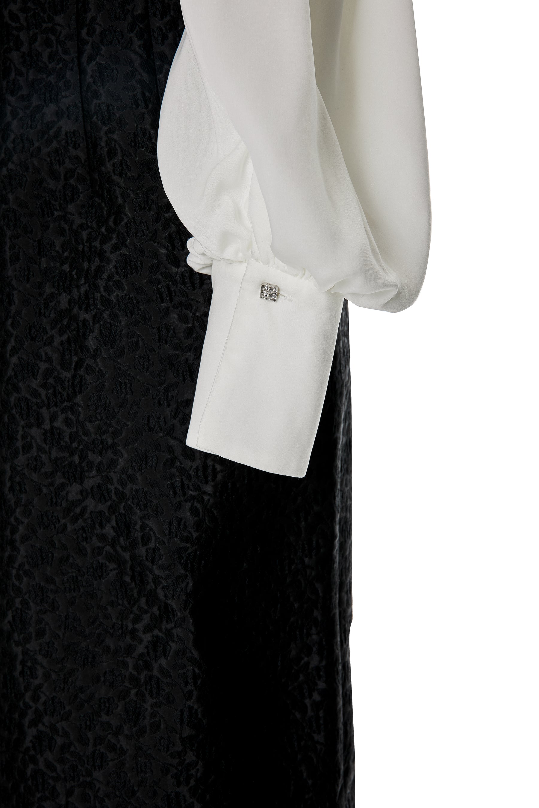 Crillon Crystal Pearl Jaquard Dressカラーブラック