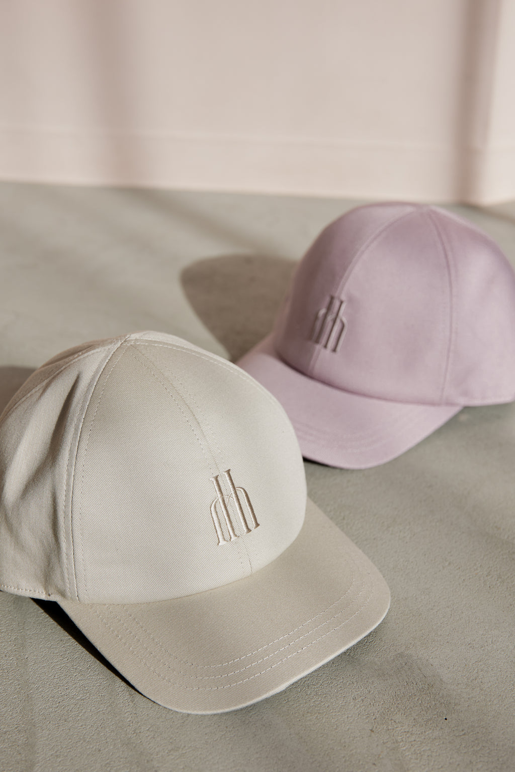 Trois Logo Twill Cap