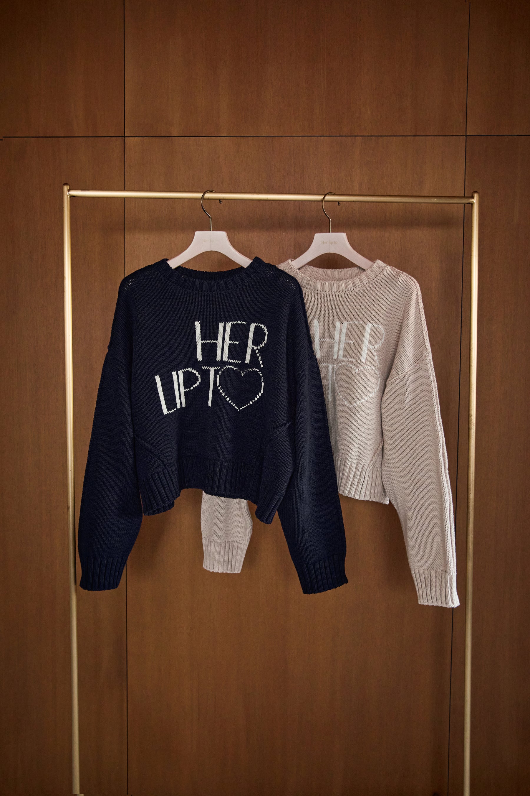 Share The Love Knit Top herliptoステッカーなし