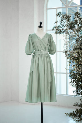 [Shipped in mid-March] [New color] Airy Volume Sleeve Dress