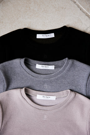 Trois Logo Ribbed Tee