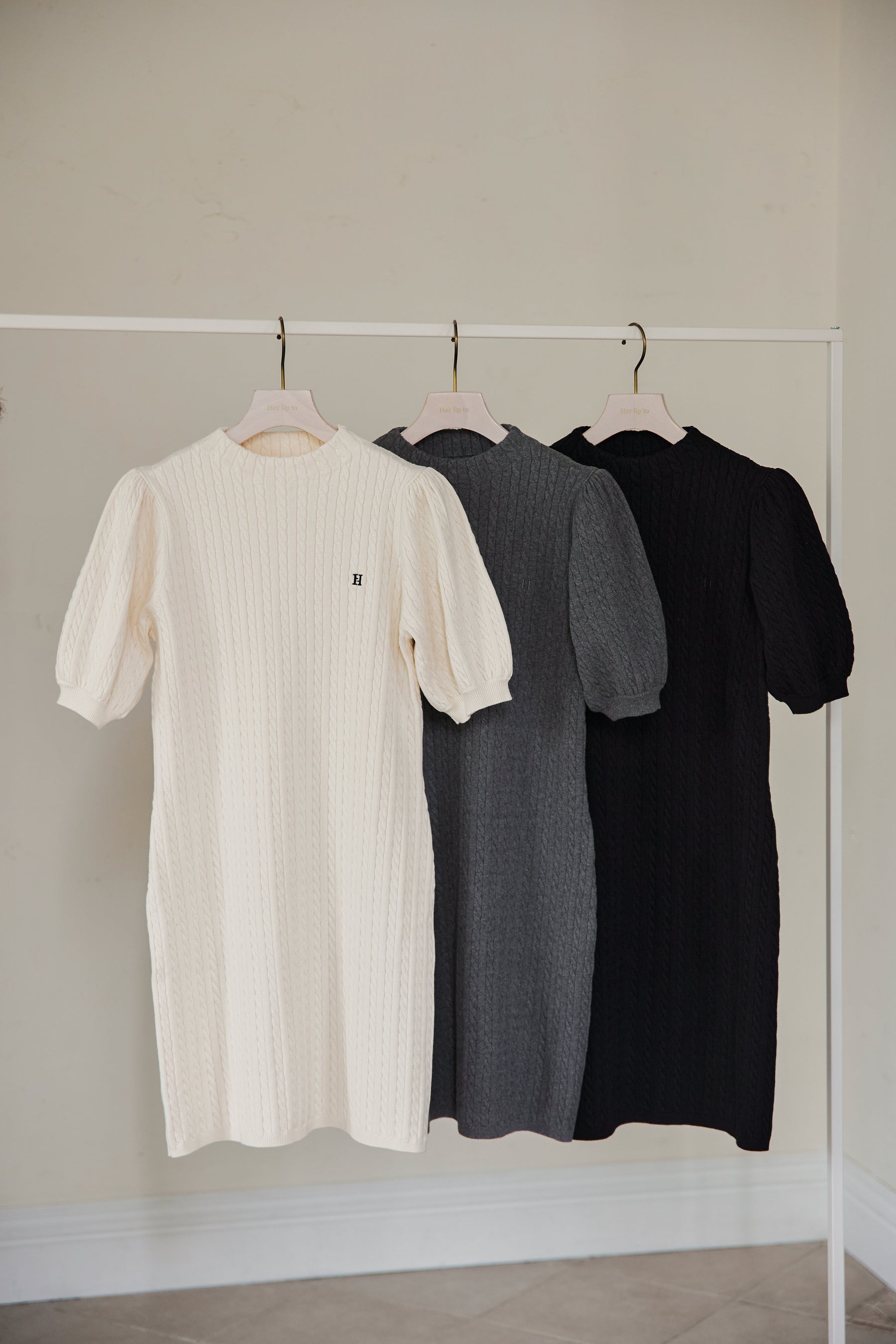 【新色】Puff Sleeve Cable Knit Dress