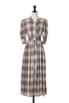 【9月中旬発送】Chelsea Checked Tie Dress