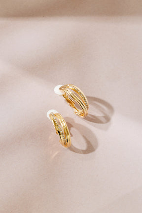 【1月中旬出貨】Double Ridge Hoop Earrings