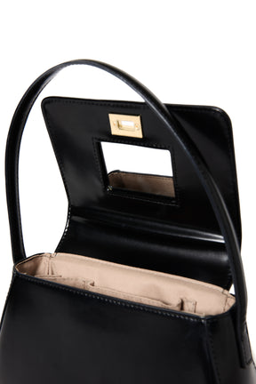 [Shipping in late April] [New color] Classic Lady Baguette Bag