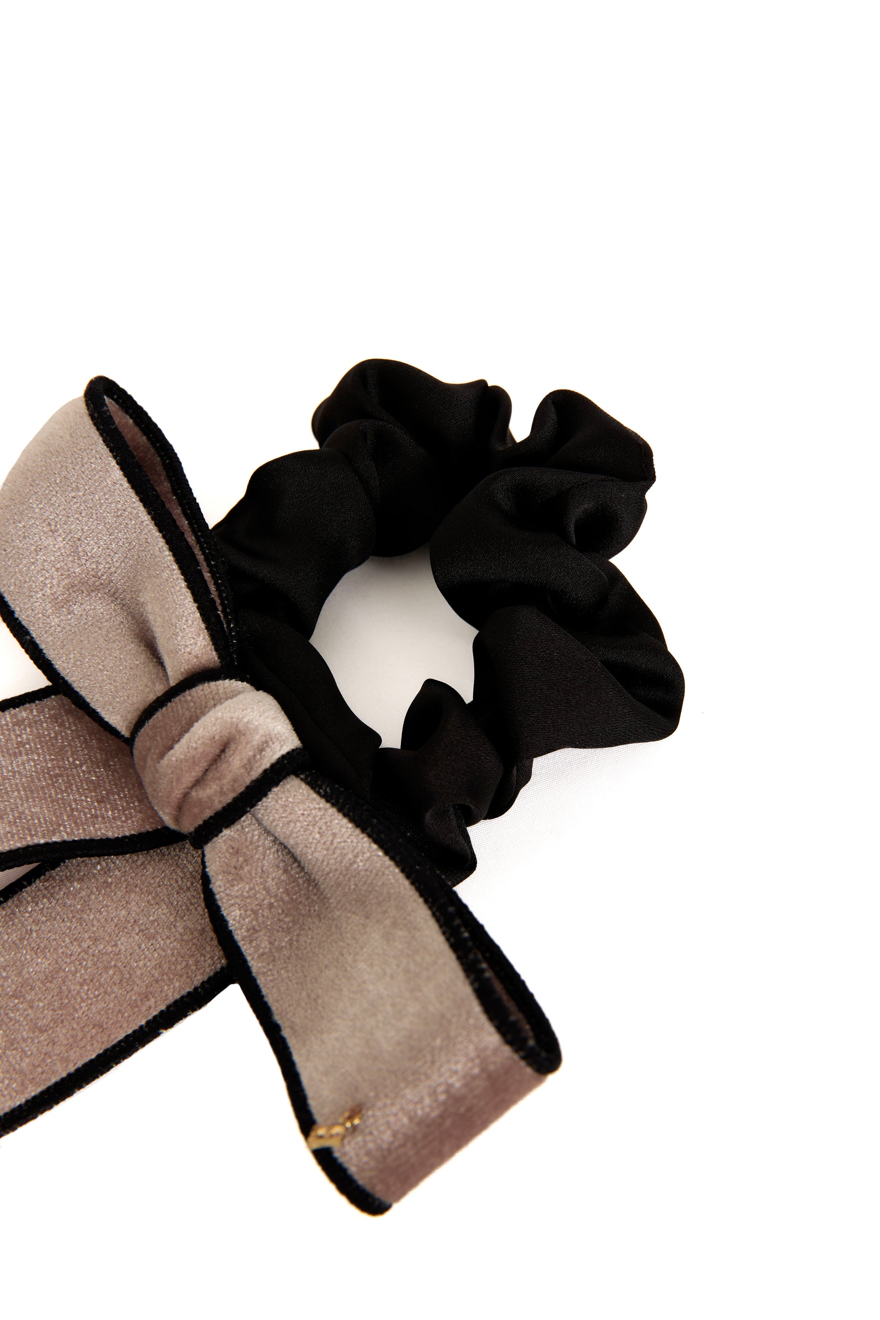 Bicolor Velour Ribbon Chouchou