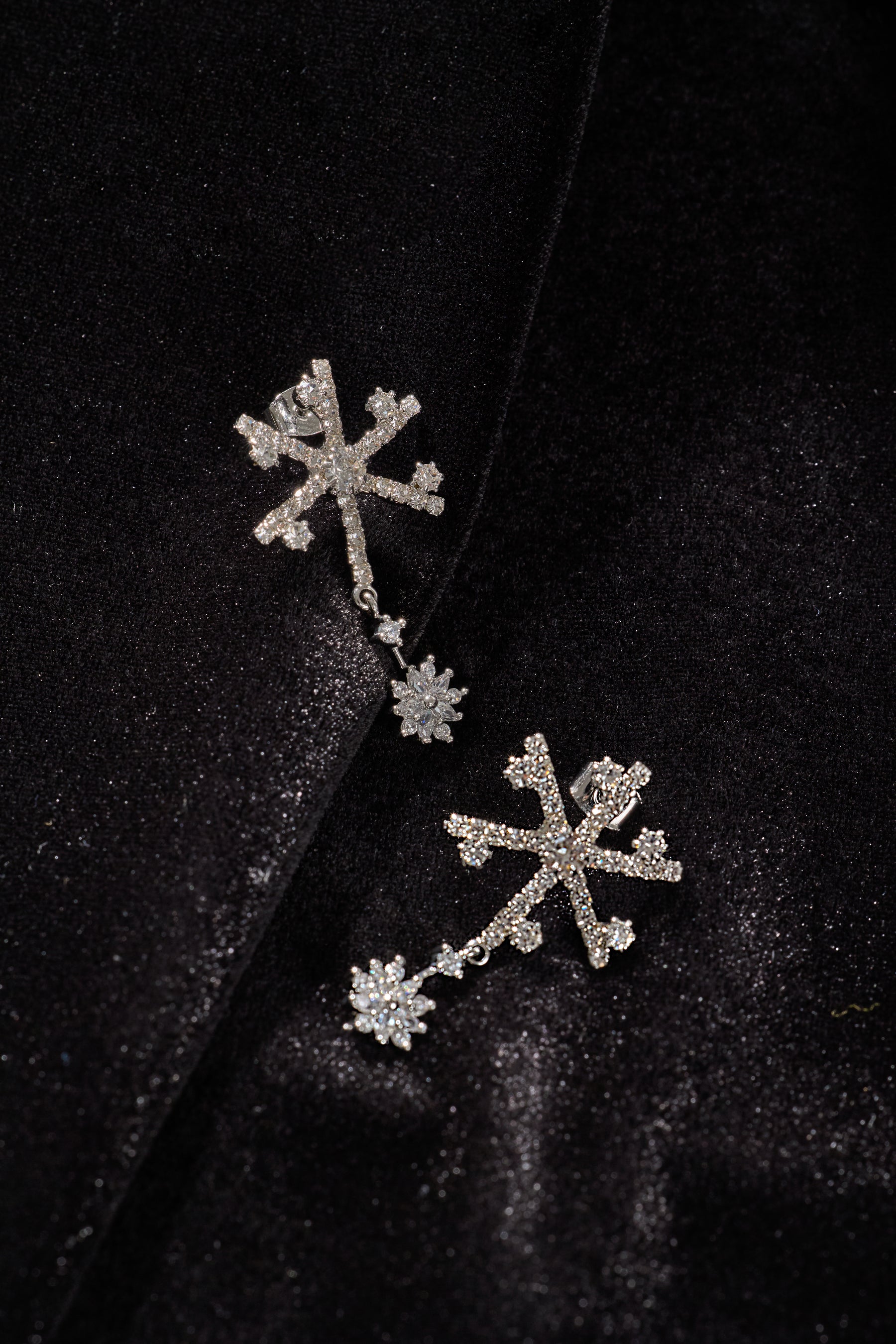 Crystal Snowflake Pierces